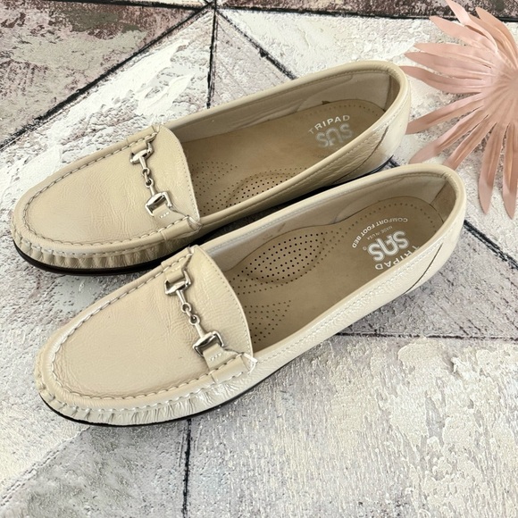SAS Tripad Comfort Metro Womens Bone Leather Loafers Horse Bit Sz 9.5 S Narrow - Picture 1 of 11